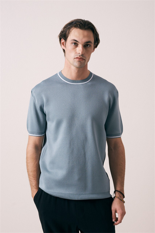 Wholesale Mens Sky Blue Knit Crew-Neck T-Shirt