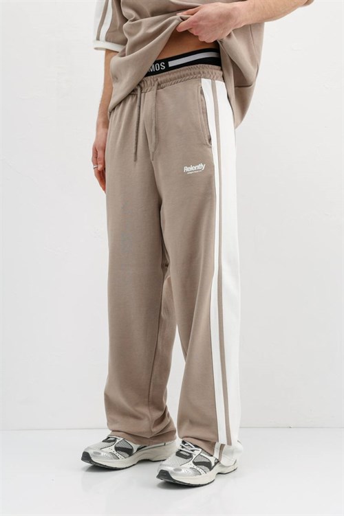 Wholesale Mens Stone T-Shirt and Pants Set