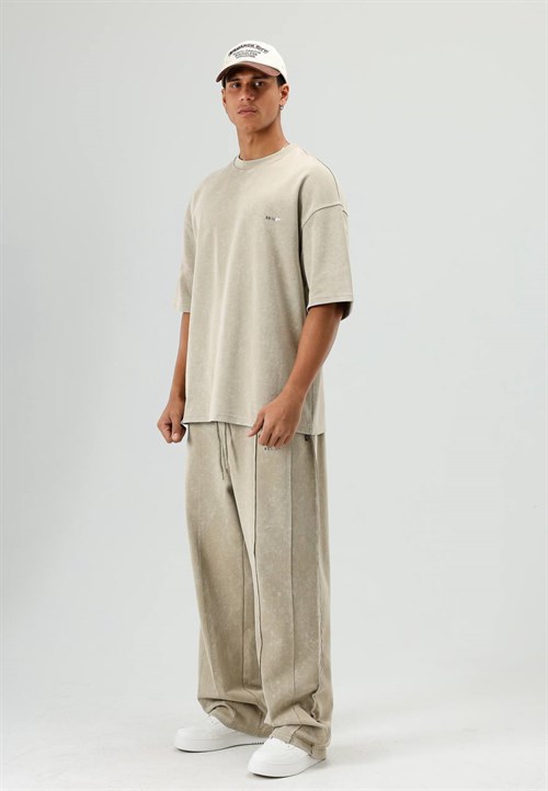 Wholesale Mens Stone T-Shirt and Pants Set