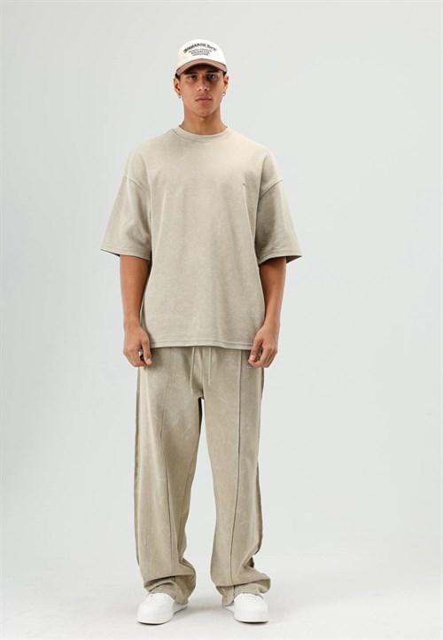 Wholesale Mens Stone T-Shirt and Pants Set