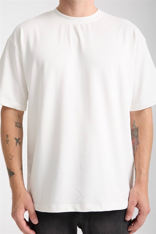 Wholesale Mens White Oversized Crew-Neck Basic T-Shirt