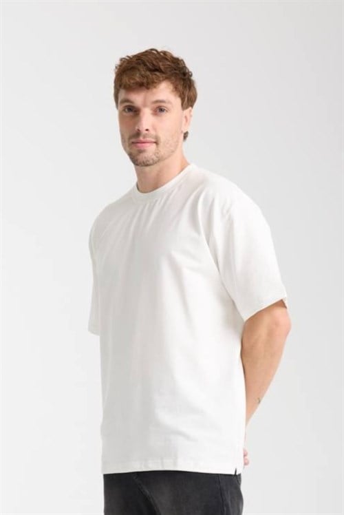 Wholesale Mens White Oversized Crew-Neck Basic T-Shirt