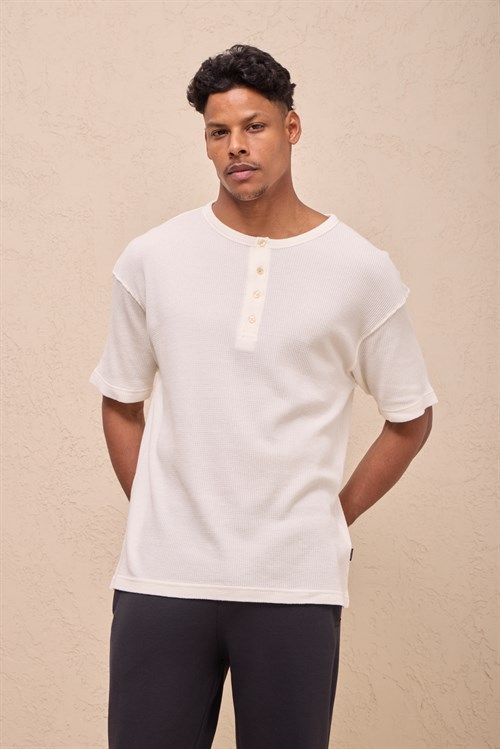 Wholesale Mens White Regular Fit Waffle Knit Henley T-Shirt