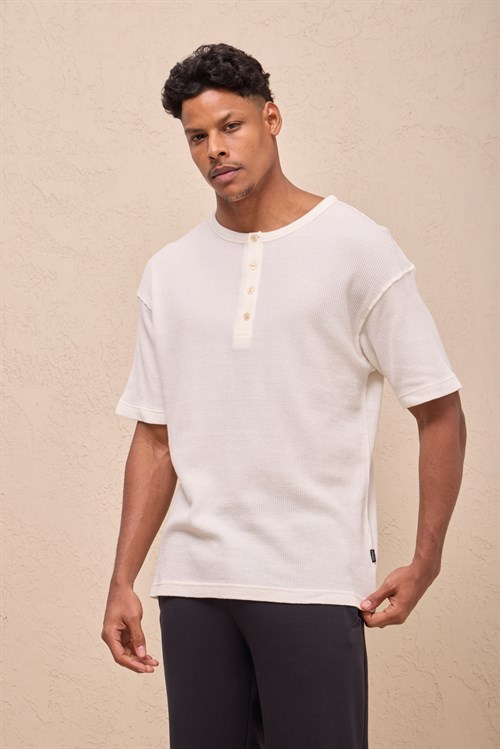 Wholesale Mens White Regular Fit Waffle Knit Henley T-Shirt