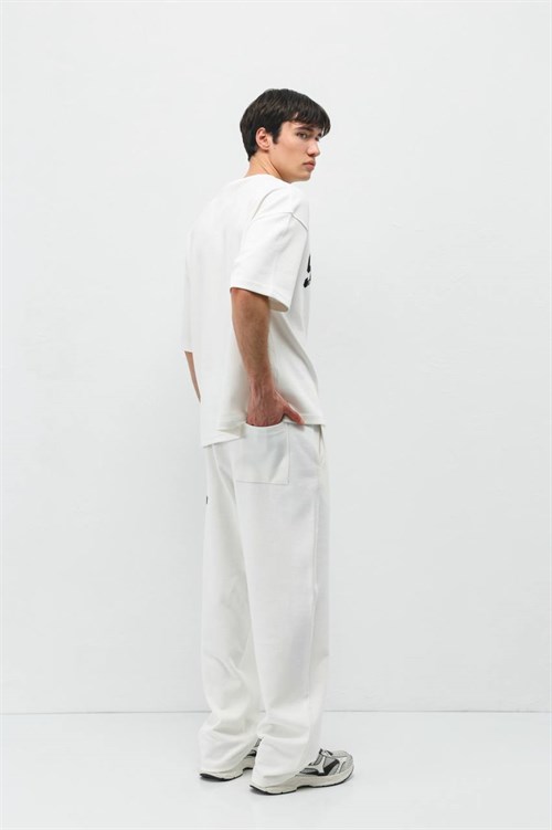 Wholesale Mens White T-Shirt and Pants Set