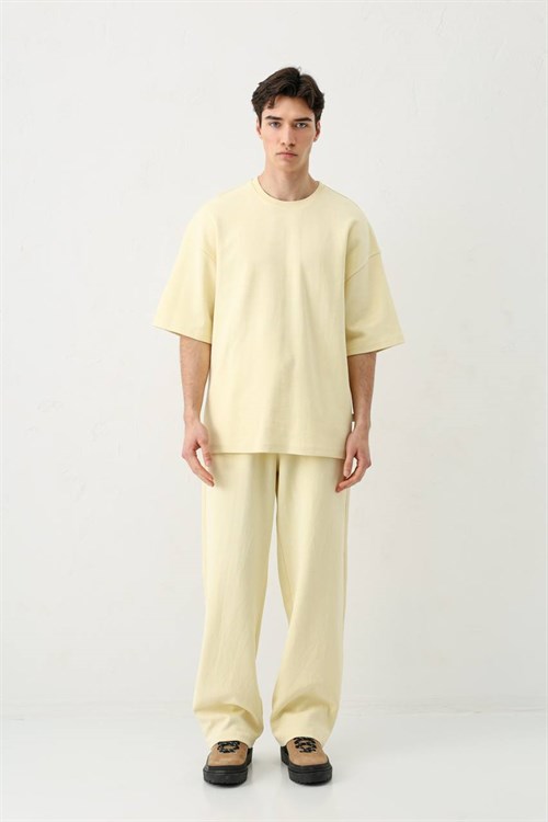 Wholesale Mens Yellow T-Shirt and Pants Set