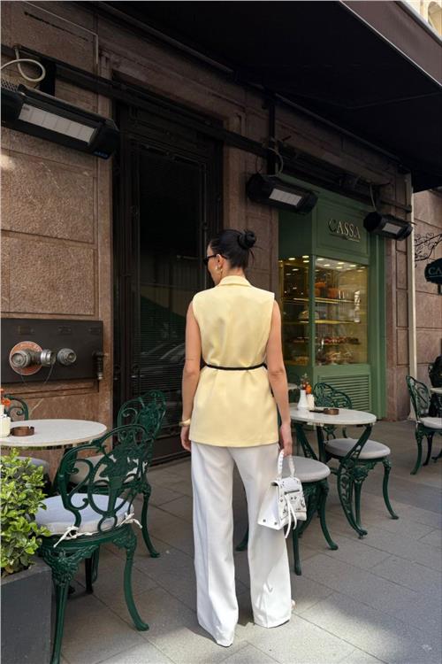 Wholesale Women Light Yellow Vest