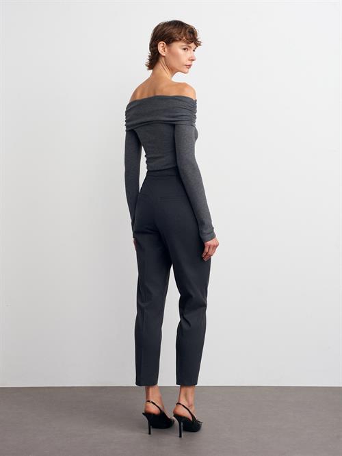 Wholesale Womens Anthracite Button Detailed Pleated Trousers