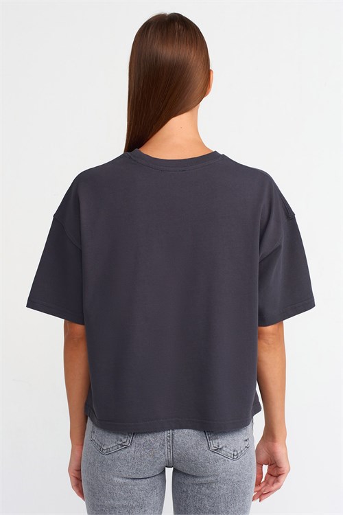 Wholesale Womens Anthracite Crew-Neck Basic T-Shirt