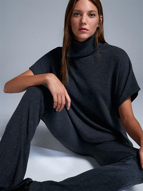 Wholesale Womens Anthracite High Waist Knitted Trousers