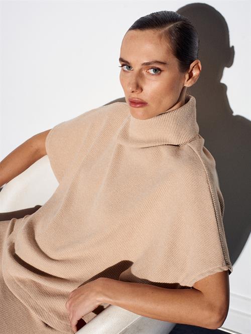 Wholesale Womens Beige Asymmetrical Cut Turtleneck Sweater