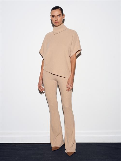 Wholesale Womens Beige Asymmetrical Cut Turtleneck Sweater