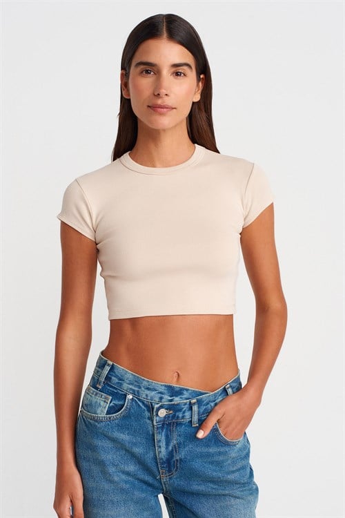 Wholesale Womens Beige Crew-Neck Crop T-shirt