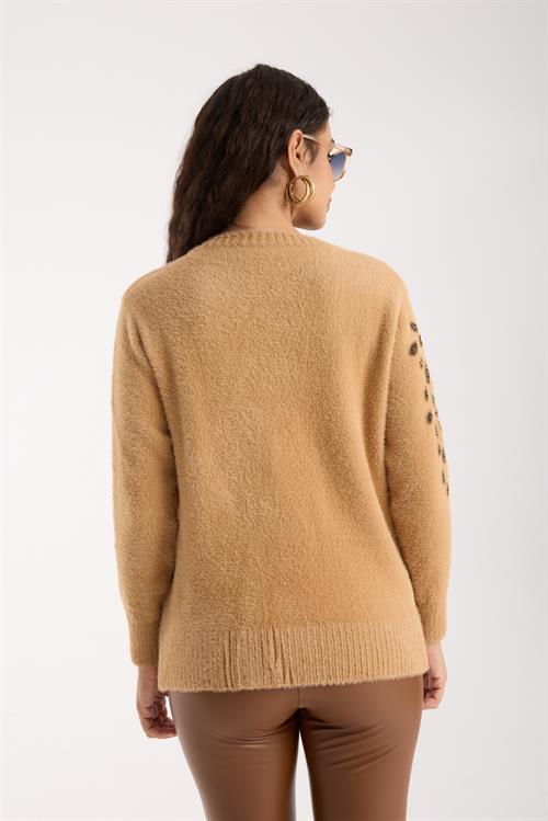 Wholesale Womens Beige Crew-Neck Knit Sweater with Beaded Embroidery