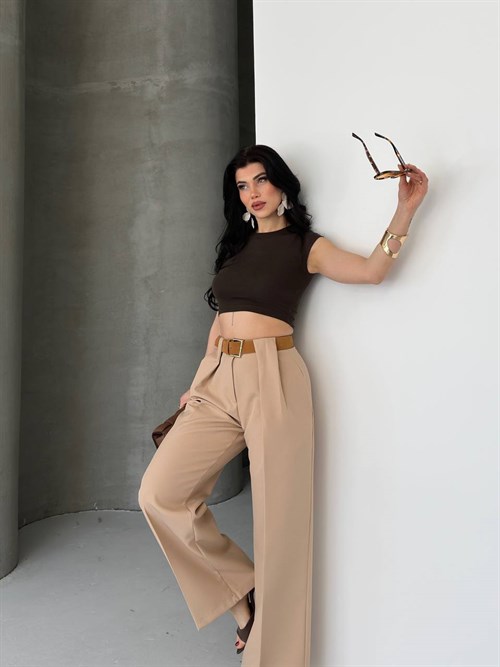 Wholesale Womens Beige Pants