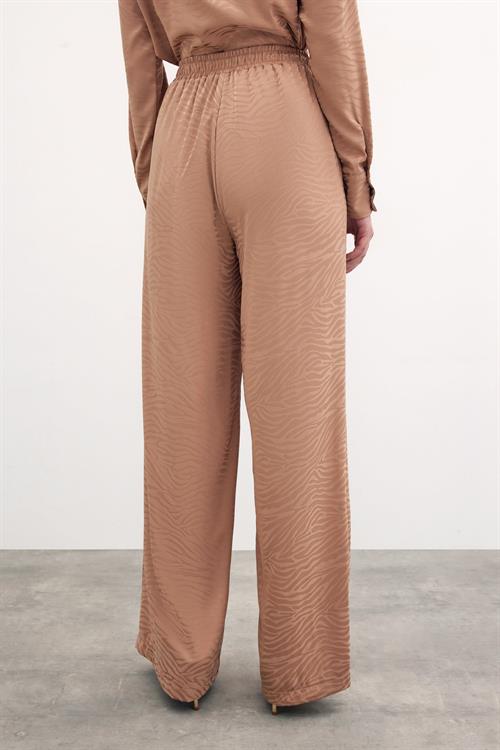 Wholesale Womens Beige Zebra Patterned Trousers with Elastic Waist