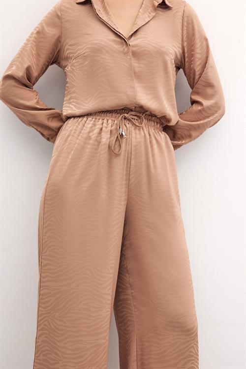 Wholesale Womens Beige Zebra Patterned Trousers with Elastic Waist