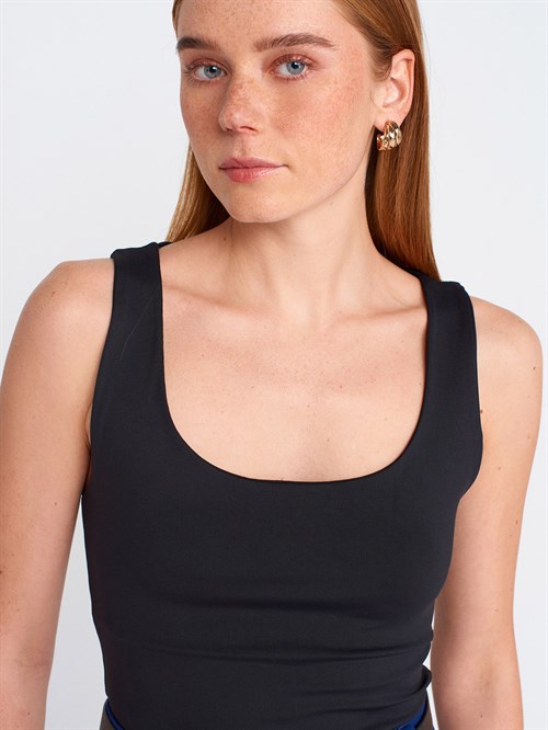 Wholesale Womens Black Basic Tank Top with Thick Straps