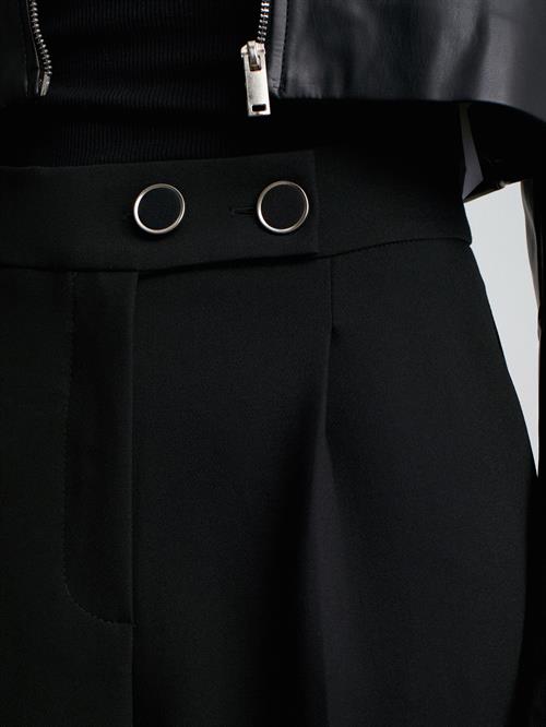 Wholesale Womens Black Button Detailed Pleated Trousers