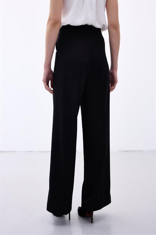 Wholesale Womens Black Crepe Trousers