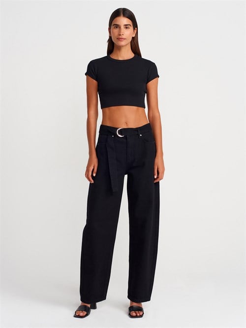 Wholesale Womens Black Crew-Neck Crop T-shirt