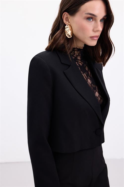 Wholesale Womens Black Cropped Blazer with Notched Collar