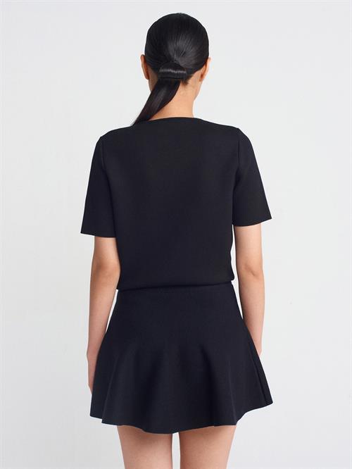 Wholesale Womens Black Elastic Waist Flounce Knit Skirt