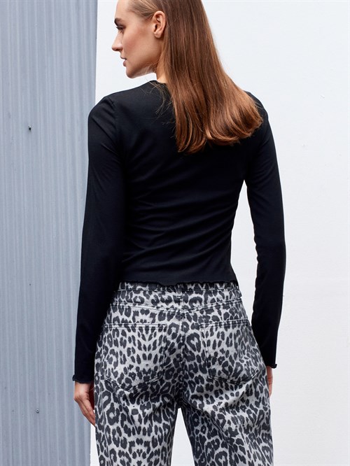 Wholesale Womens Black Gathered Long-Sleeve Top