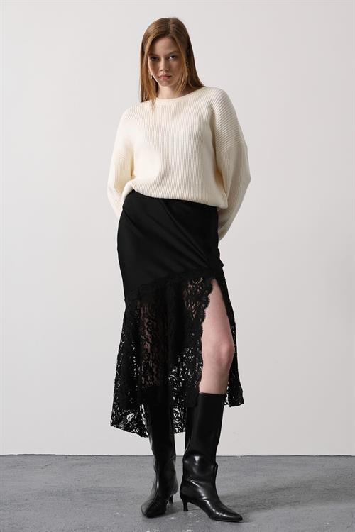 Wholesale Womens Black Lace Satin Skirt