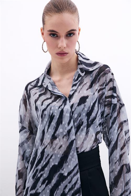 Wholesale Womens Black Loose-Fit Patterned Shirt