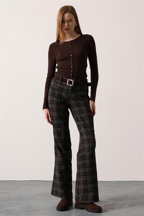 Wholesale Womens Black Plaid Trousers with Belt