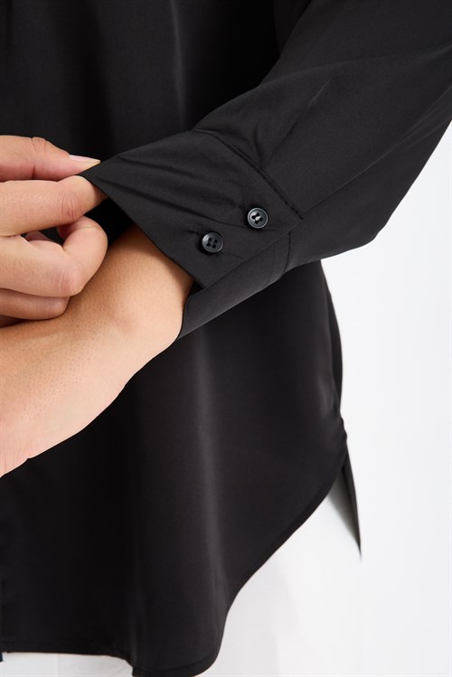 Wholesale Womens Plus Size Black Satin Long-Sleeve Shirt