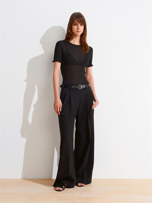 Wholesale Womens Black Short-Sleeve Fine Knit Crew-Neck Blouse with Ruffled Trim