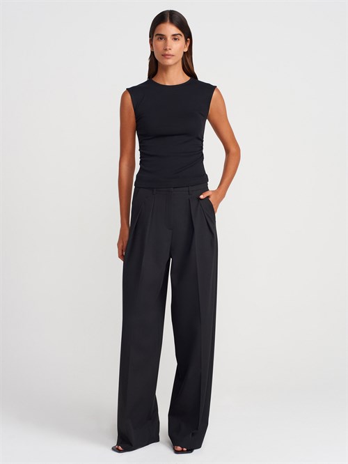 Wholesale Womens Black Side Gathered T-Shirt