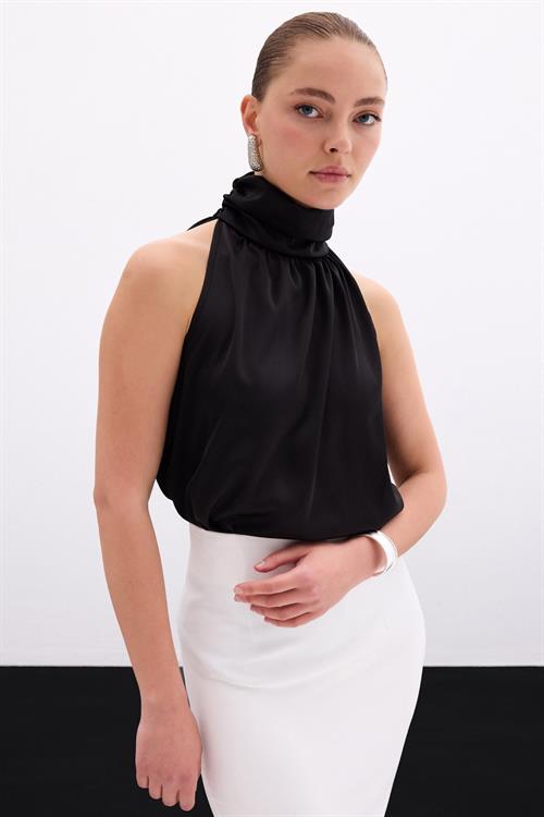 Wholesale Womens Black Sleeveless Mock-Neck Blouse