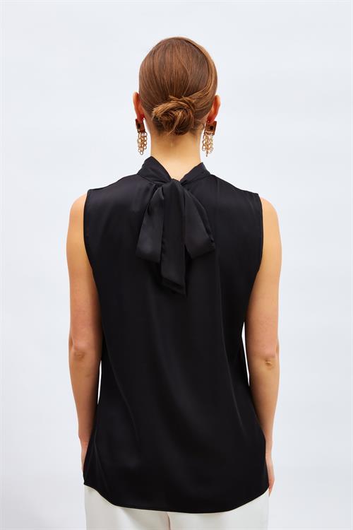 Wholesale Womens Black Sleeveless Mock-Neck Satin Blouse
