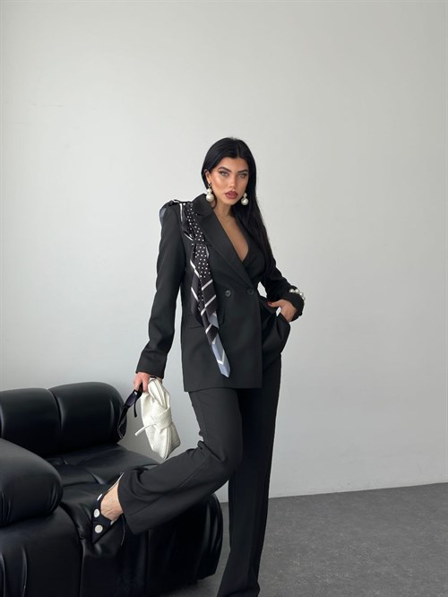 Wholesale Womens Black Two-Piece Suit 