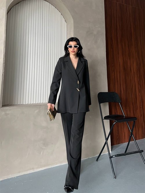Wholesale Womens Black Two-Piece Suit 