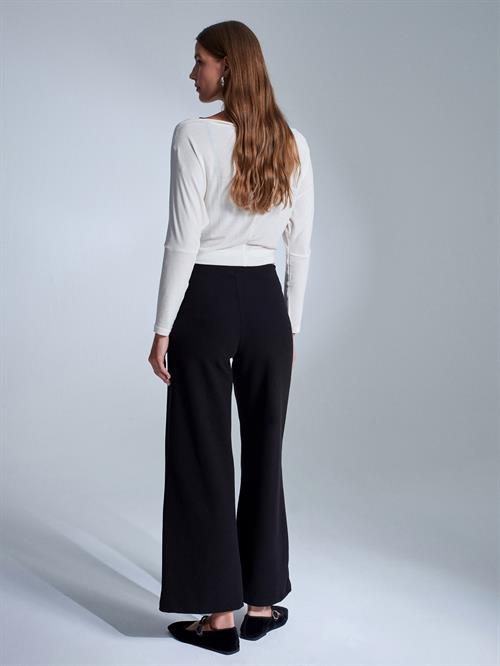 Wholesale Womens Black Wide Leg Trousers