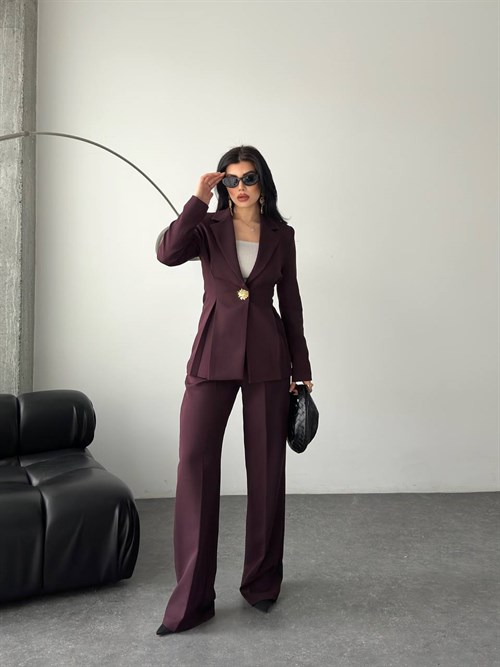 Wholesale Womens Bordeaux Two-Piece Suit 