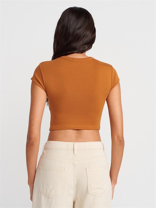 Wholesale Womens Brick Crew-Neck Crop T-shirt