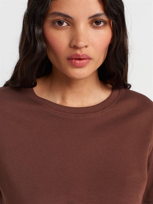 Wholesale Womens Brown Crew-Neck Basic T-shirt