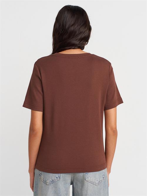 Wholesale Womens Brown Crew-Neck Basic T-shirt