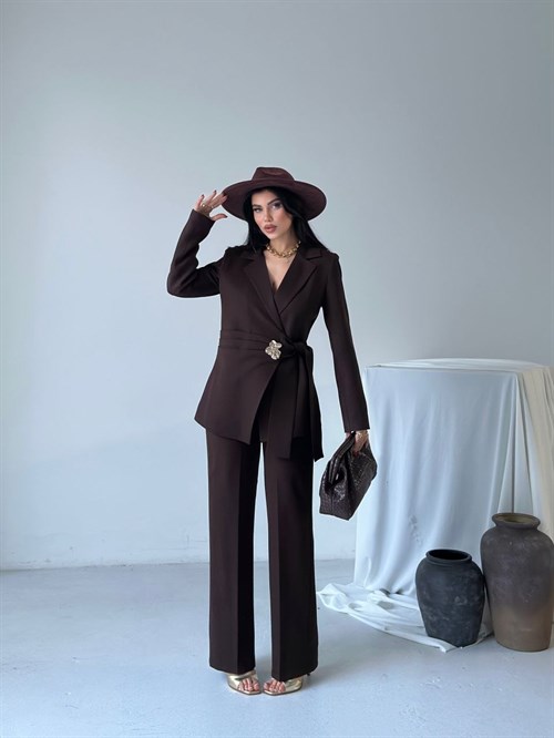 Wholesale Womens Brown Two-Piece Suit 