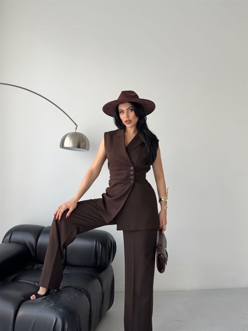 Wholesale Womens Brown Two-Piece Suit 