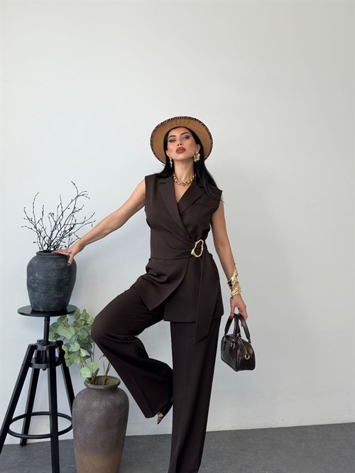 Wholesale Womens Brown Two-Piece Suit 
