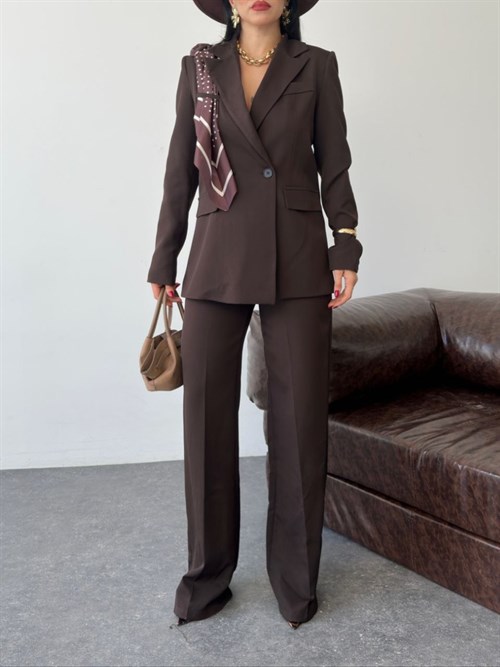 Wholesale Womens Brown Two-Piece Suit 