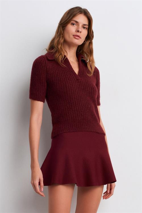 Wholesale Womens Burgundy Elastic Waist Flounce Knit Skirt