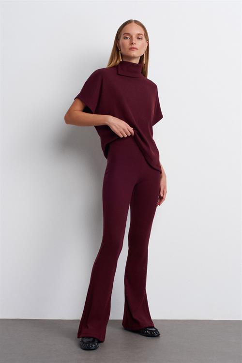 Wholesale Womens Burgundy High Waist Knitted Trousers