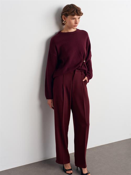 Wholesale Womens Burgundy High Waist Pleated Palazzo Trousers